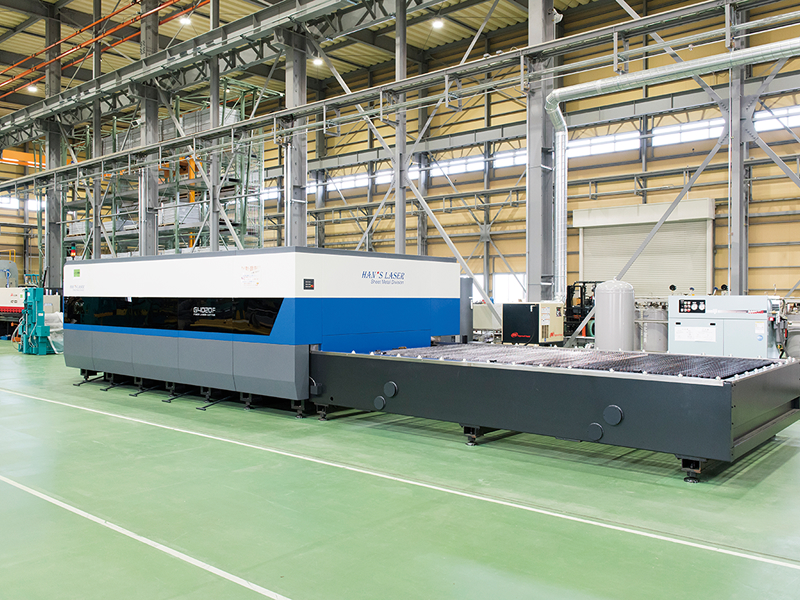 レーザー切断機